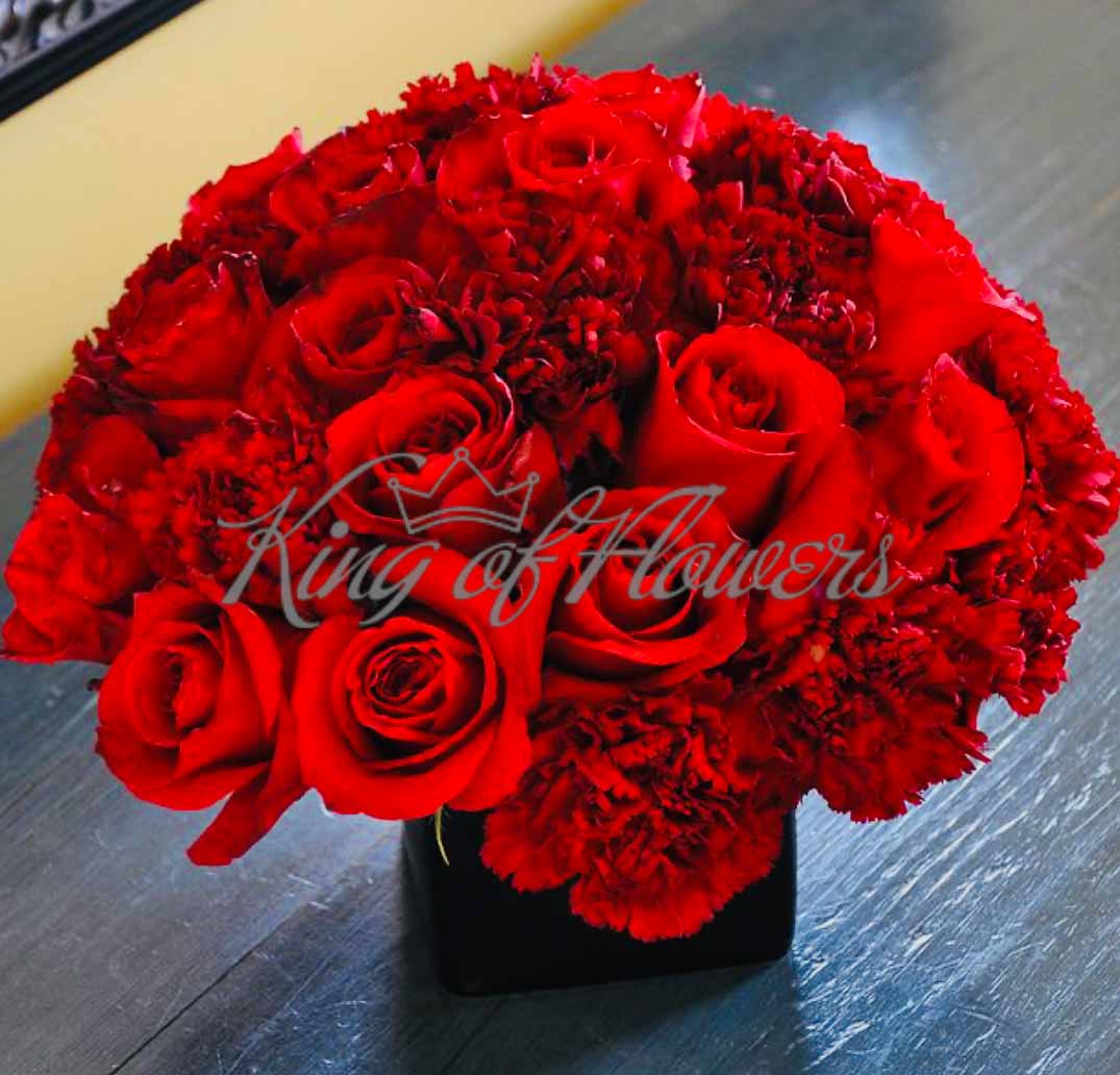 Букет Верба и Гвоздика Красная